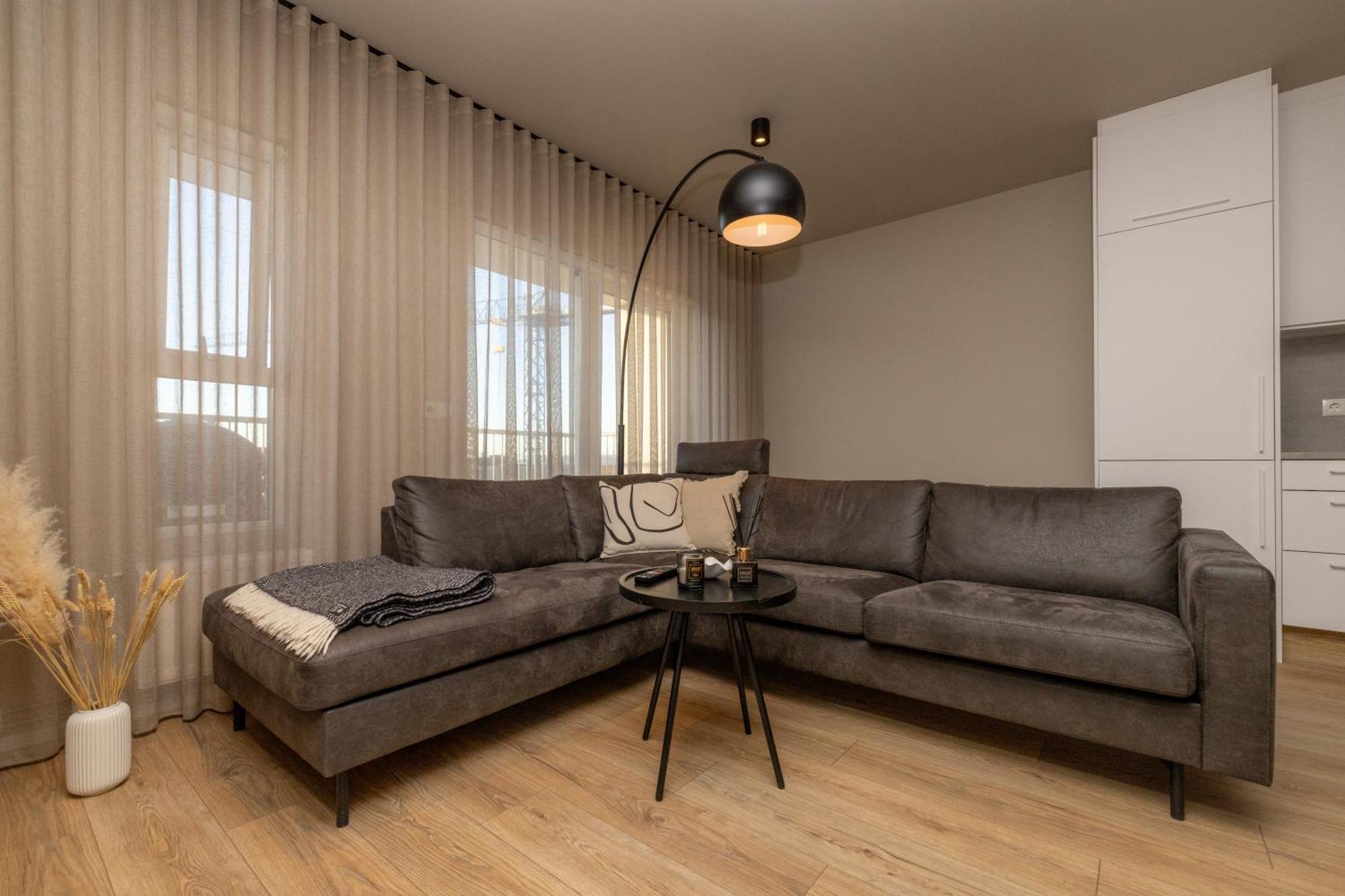Modern Flat In Reykjavik, Ulfarsardalur Apartamento Exterior foto